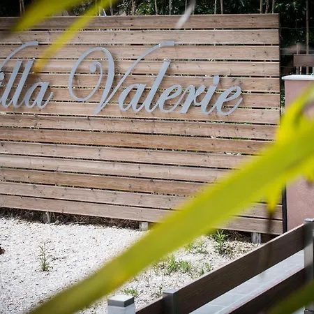 Apartament Valerie *